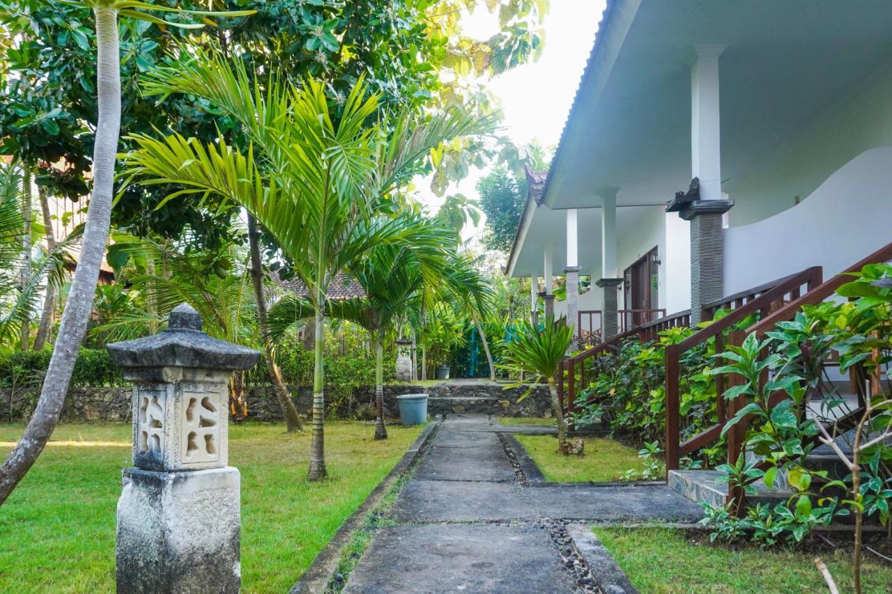 Pemuntalan Guesthouse Lembongan Buitenkant foto