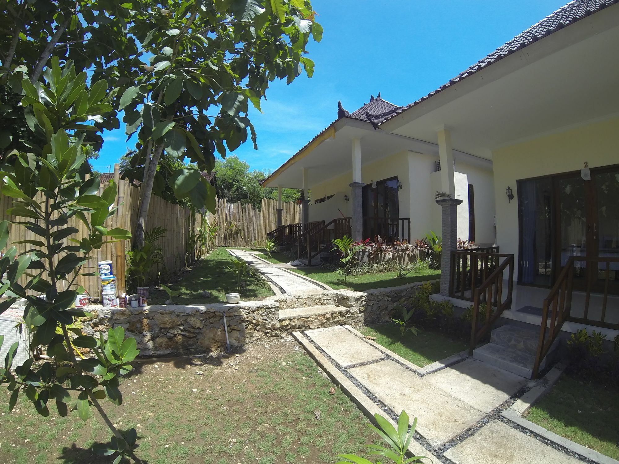 Pemuntalan Guesthouse Lembongan Buitenkant foto